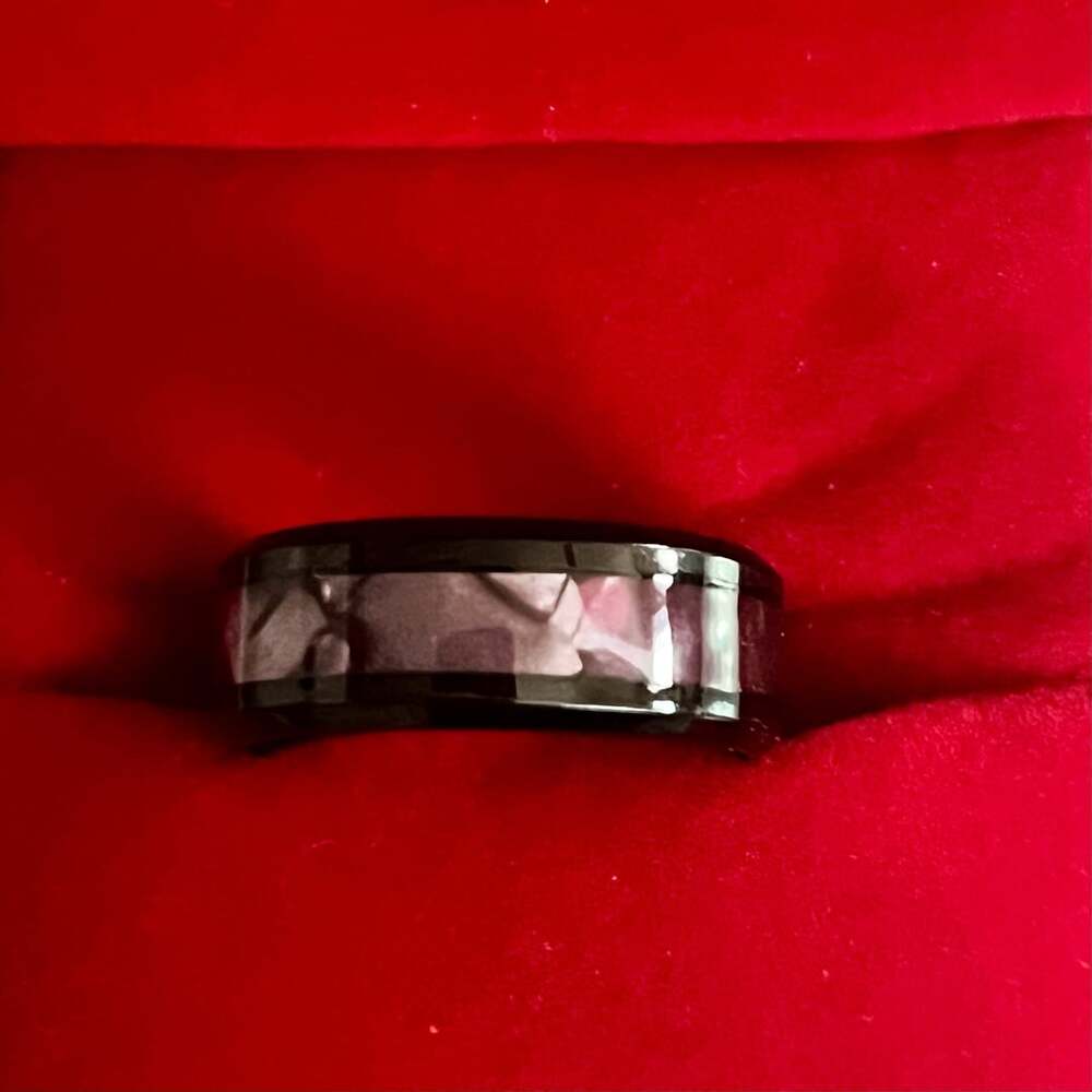 Black Tungsten Carbide Faceted Pink Art Deco 6mm Band Size 9